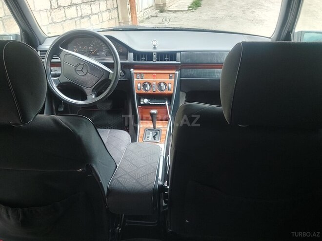 Mercedes E 220 1995, 440,000 km - 2.2 l - Gəncə