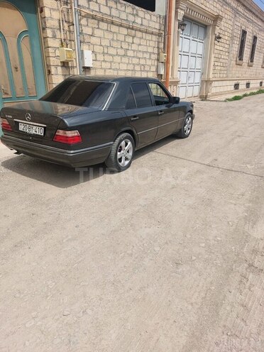 Mercedes E 220 1995, 440,000 km - 2.2 l - Gəncə