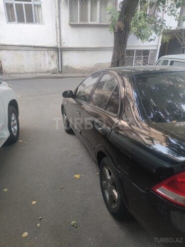 Nissan Sunny 2010, 350,000 km - 1.6 л - Bakı