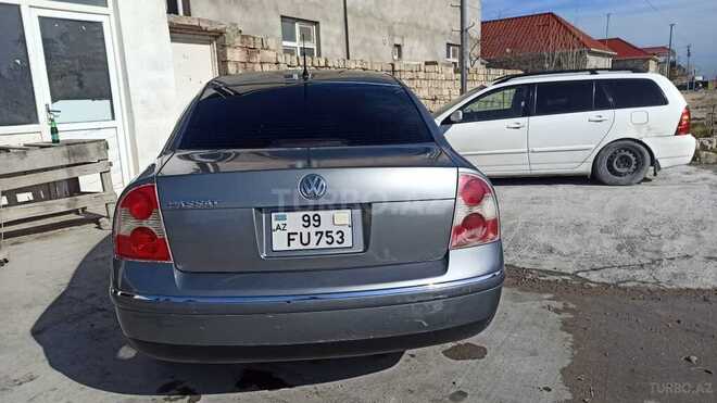 Volkswagen Passat 2004, 289,682 km - 1.8 l - Bakı