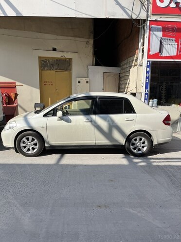 Nissan Tiida 2008, 286,000 km - 1.6 l - Bakı