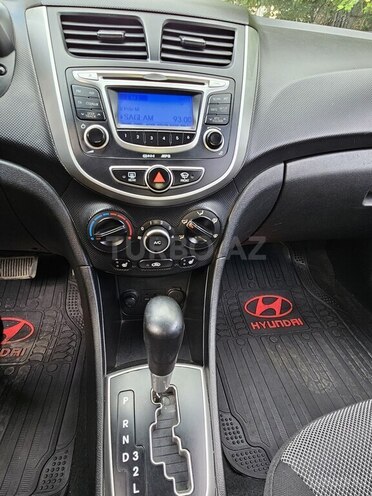 Hyundai Accent 2013, 220,200 km - 1.6 l - Bakı