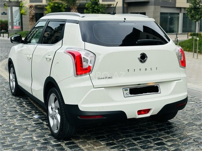 Ssang Yong  2015, 51,000 km - 1.6 l - Bakı