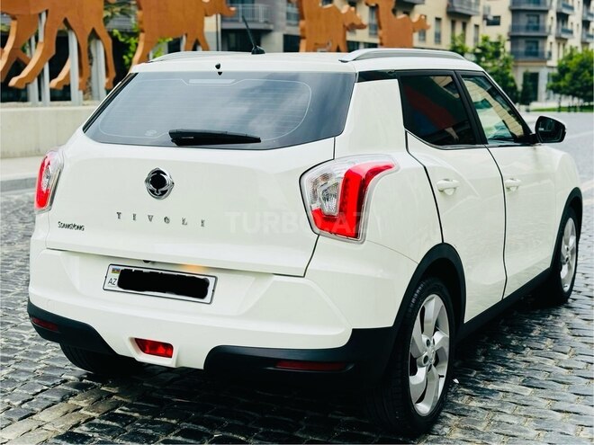 Ssang Yong  2015, 51,000 km - 1.6 l - Bakı