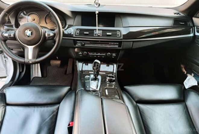 BMW 528 2012, 298,000 km - 2.0 l - Zaqatala
