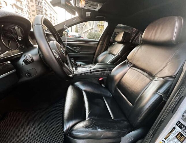 BMW 528 2012, 298,000 km - 2.0 l - Zaqatala
