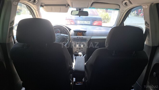 Opel Astra 2005, 320,623 km - 1.4 l - Salyan