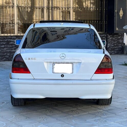 Mercedes C 200 1998, 231,523 km - 2.0 l - Bakı