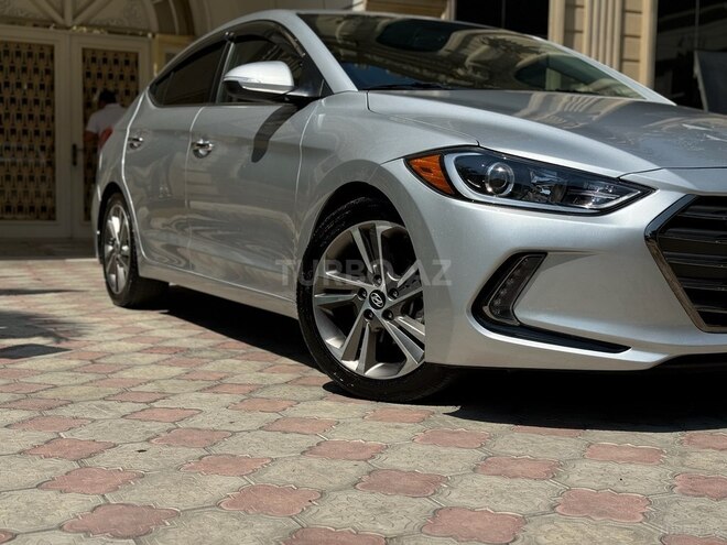 Hyundai Elantra 2017, 254,220 km - 2.0 l - Bakı