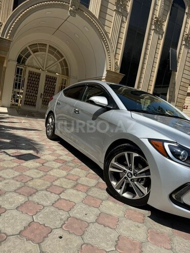 Hyundai Elantra 2017, 254,220 km - 2.0 l - Bakı