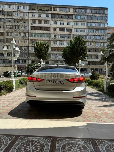 Hyundai Elantra 2017, 254,220 km - 2.0 l - Bakı
