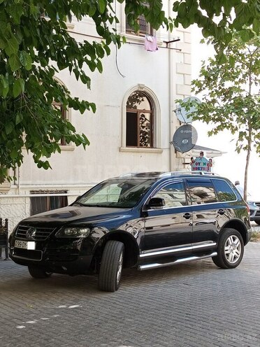 Volkswagen Touareg 2006, 182,519 km - 4.2 l - Bakı