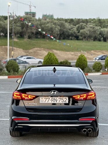 Hyundai Elantra 2018, 99,000 km - 1.6 л - Bakı