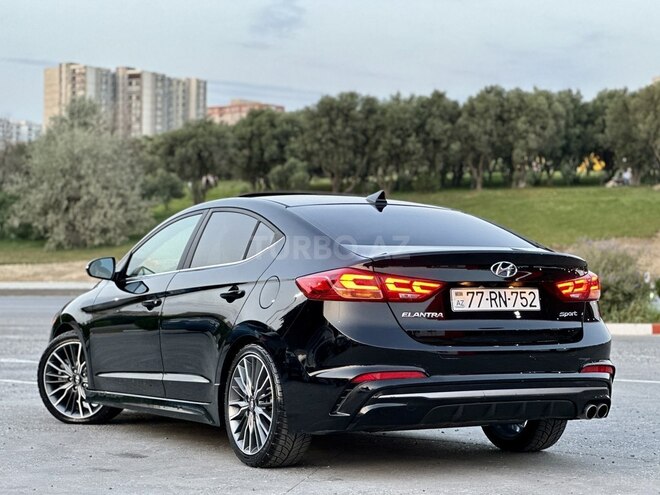 Hyundai Elantra 2018, 99,000 km - 1.6 л - Bakı