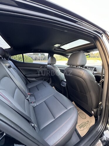 Hyundai Elantra 2018, 99,000 km - 1.6 л - Bakı