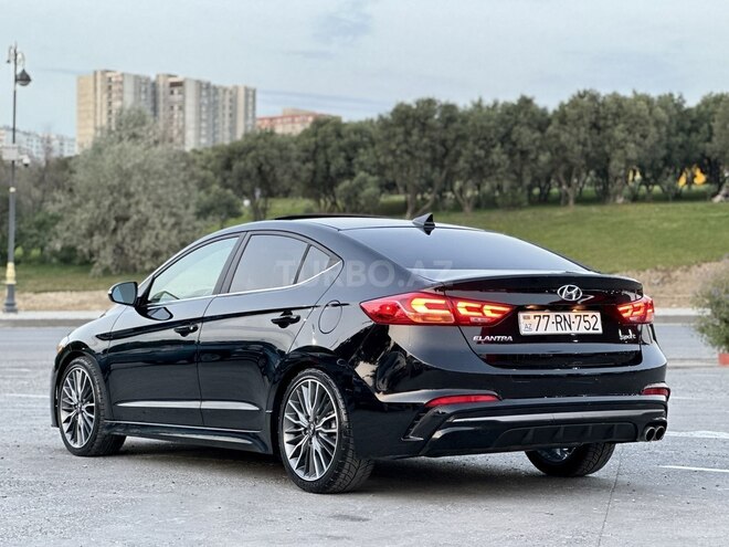 Hyundai Elantra 2018, 99,000 km - 1.6 л - Bakı