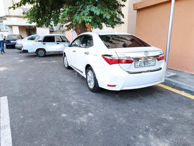 Toyota Corolla 2013, 233,200 km - 1.6 l - Bakı