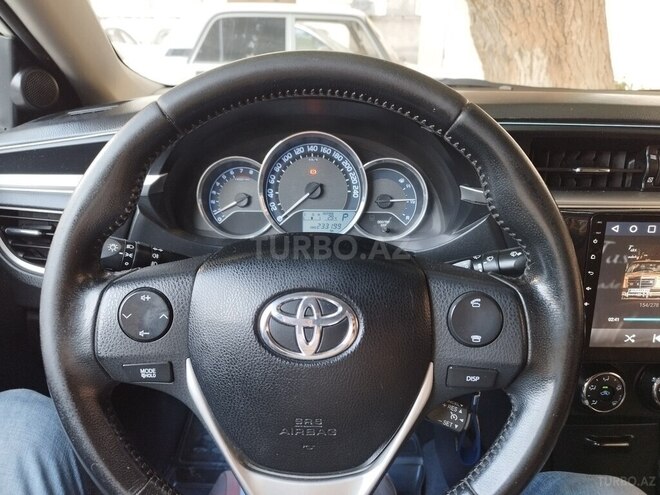 Toyota Corolla 2013, 233,200 km - 1.6 l - Bakı