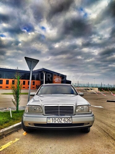 Mercedes C 200 1996, 470,000 km - 2.0 l - Qəbələ
