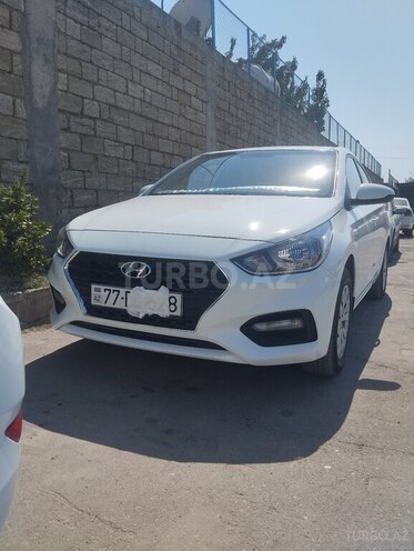 Hyundai Accent 2018, 150,000 km - 1.4 л - Bakı