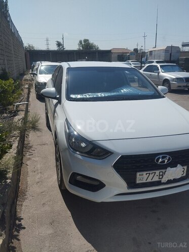 Hyundai Accent 2018, 150,000 km - 1.4 л - Bakı
