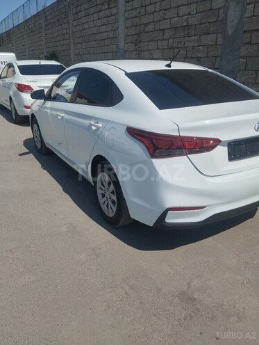 Hyundai Accent 2018, 150,000 km - 1.4 л - Bakı