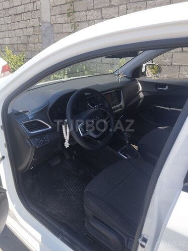 Hyundai Accent 2018, 150,000 km - 1.4 л - Bakı