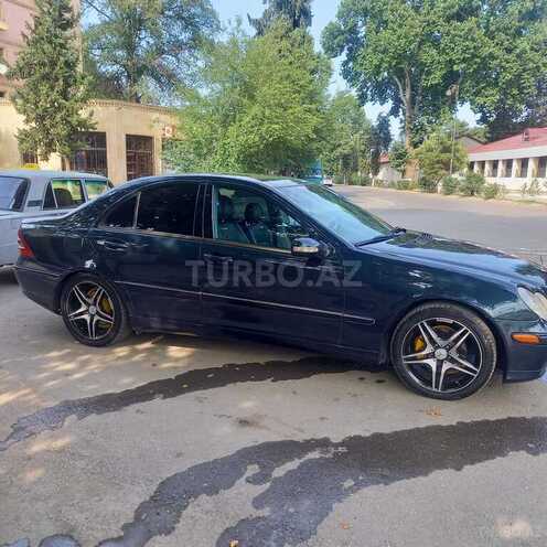 Mercedes C 180 2003, 351,000 km - 1.8 l - Qazax