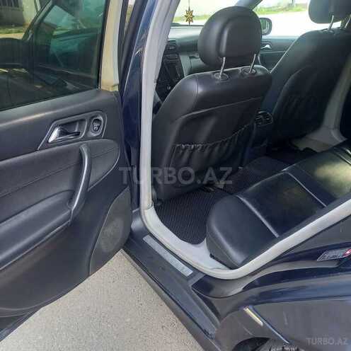 Mercedes C 180 2003, 351,000 km - 1.8 l - Qazax