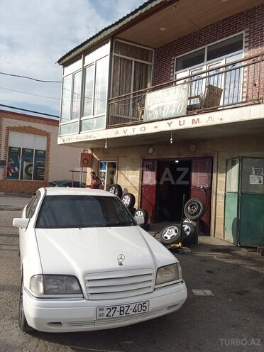 Mercedes C 180 1996, 458,000 km - 1.8 l - Quba