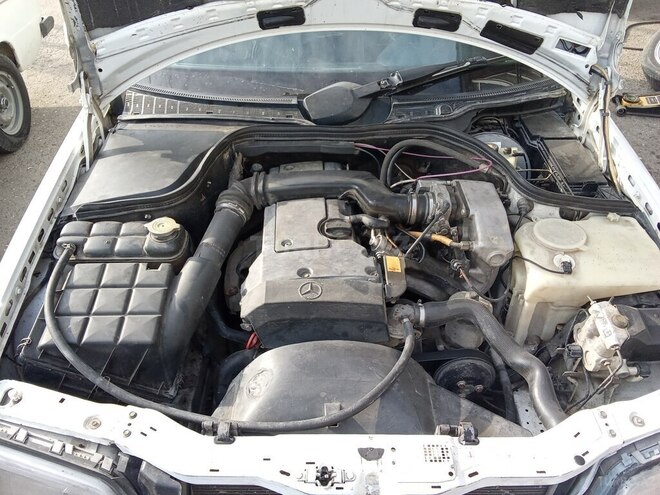 Mercedes C 180 1996, 458,000 km - 1.8 l - Quba