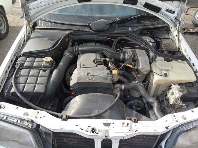Mercedes C 180 1996, 458,000 km - 1.8 l - Quba
