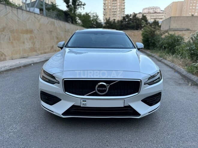 Volvo S60 2020, 28,000 km - 2.0 l - Bakı