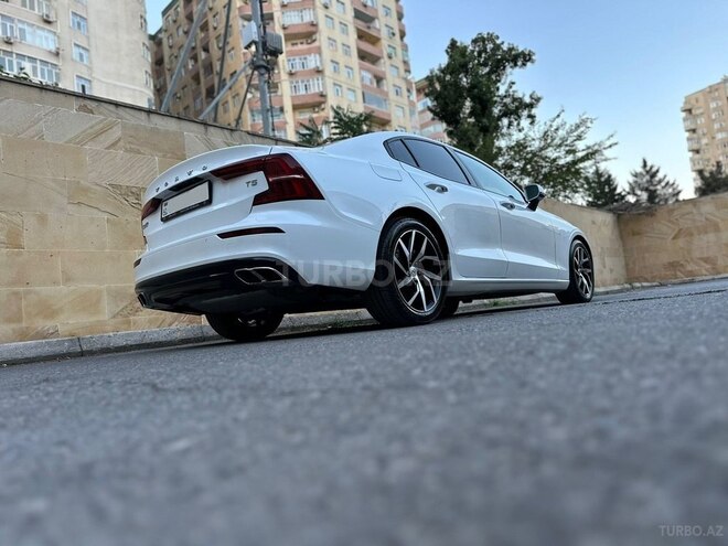 Volvo S60 2020, 28,000 km - 2.0 l - Bakı