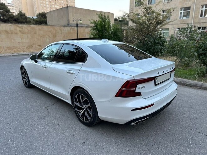 Volvo S60 2020, 28,000 km - 2.0 l - Bakı