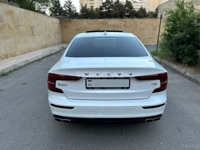 Volvo S60 2020, 28,000 km - 2.0 l - Bakı