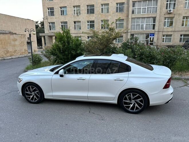 Volvo S60 2020, 28,000 km - 2.0 l - Bakı