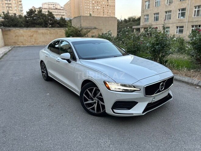 Volvo S60 2020, 28,000 km - 2.0 l - Bakı