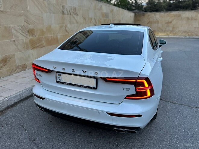 Volvo S60 2020, 28,000 km - 2.0 l - Bakı