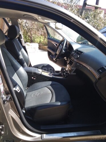 Mercedes E 200 d 2008, 277,000 km - 2.2 l - Lənkəran