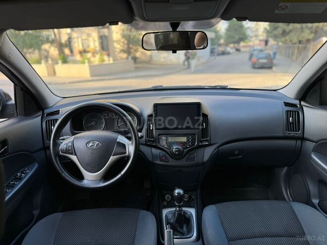 Hyundai i30 2009, 353,000 km - 1.6 l - Bakı