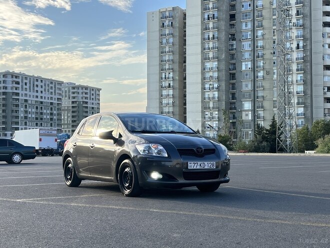 Toyota Auris 2008, 240,000 km - 1.4 l - Bakı