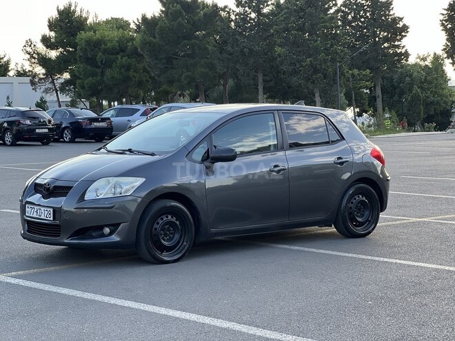 Toyota Auris 2008, 240,000 km - 1.4 l - Bakı