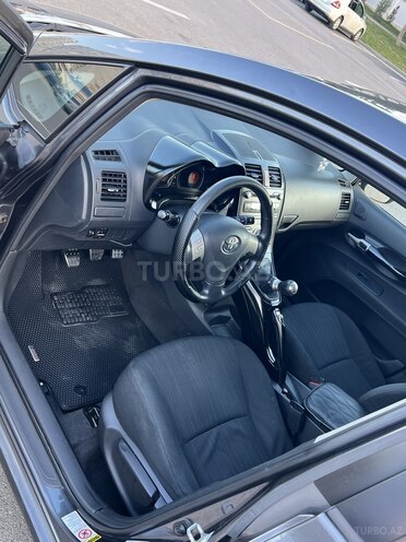 Toyota Auris 2008, 240,000 km - 1.4 l - Bakı