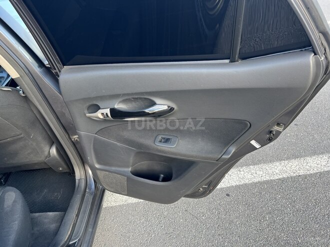 Toyota Auris 2008, 240,000 km - 1.4 l - Bakı