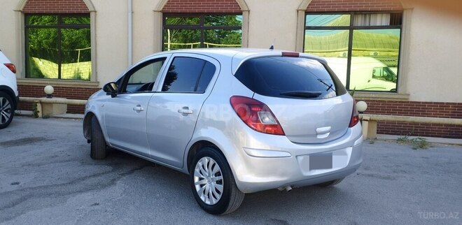 Opel Corsa 2009, 283,000 km - 1.3 l - Bakı