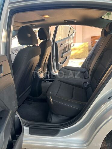 Hyundai Elantra 2018, 69,000 km - 2.0 l - Bakı