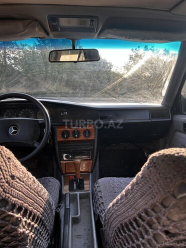 Mercedes 190 1992, 150,000 km - 2.0 л - Bərdə