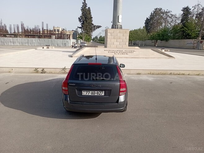 Kia Ceed 2011, 231,620 km - 1.6 l - İmişli