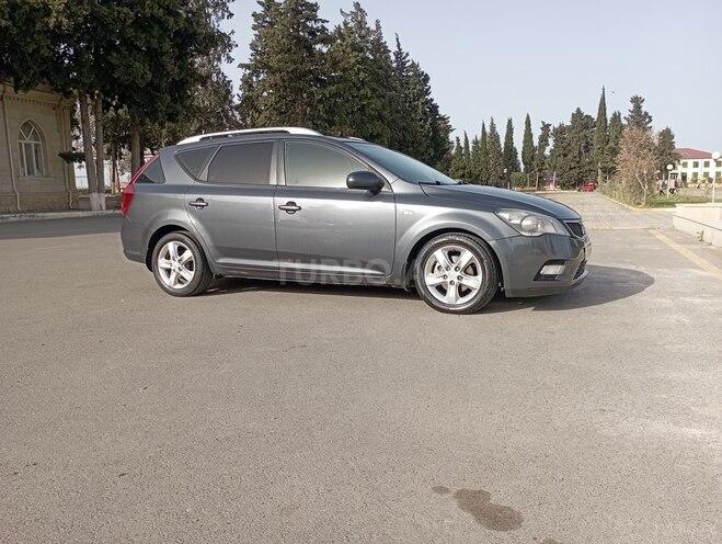 Kia Ceed 2011, 231,620 km - 1.6 l - İmişli
